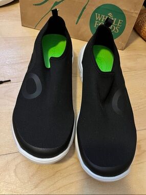 OOFOS Black Slip-On Athletic Shoes with Lime Green Insole